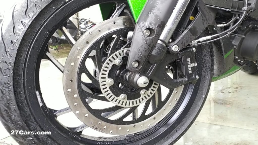 Bajaj Dominar 400 Front suspension, Disc Brake, Tyre size